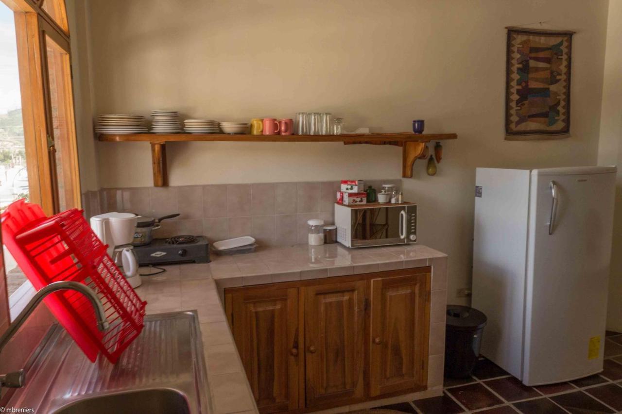 La Posada Del Quinde Отавало Екстериор снимка